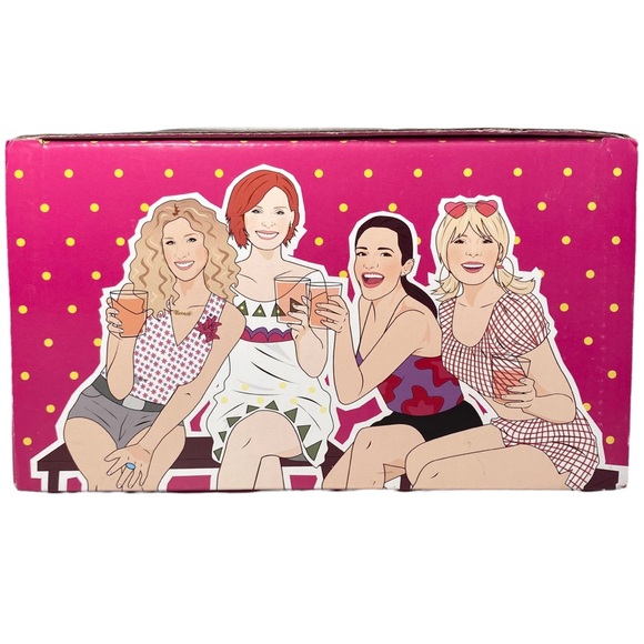 Smith Street Gift Sex and the City Book & Cocktail Glass martini - Picture 4 of 6